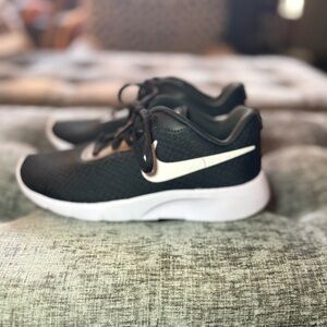 Nike Kids Black and White Sneakers